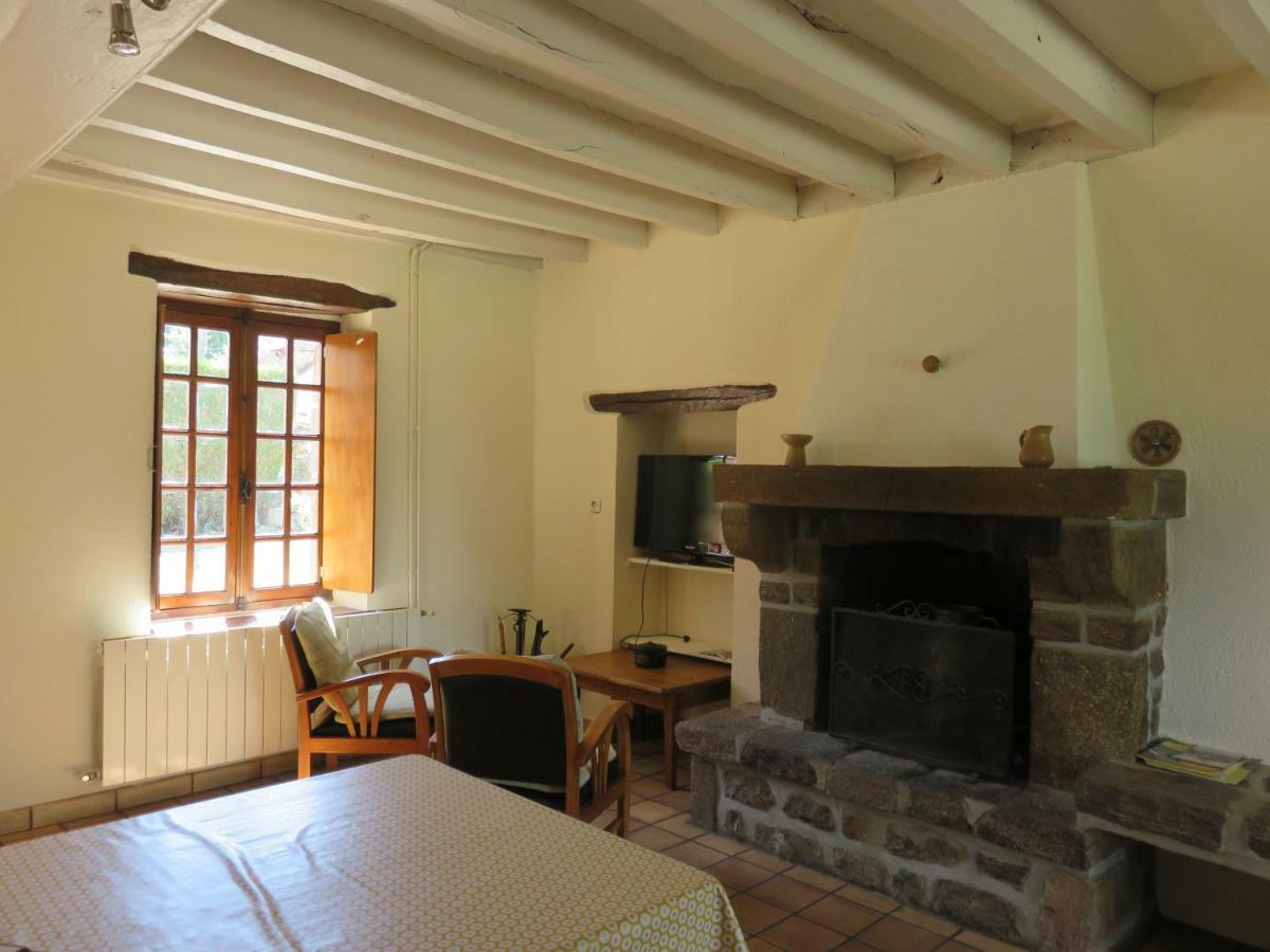 Gite Des Basses Touches Villa Moitron-sur-Sarthe Kültér fotó